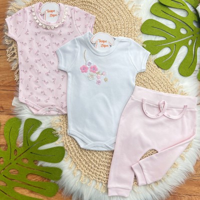 Conj. de Malha 3 peças - Galhinhos de Flores - Rosa e Branco